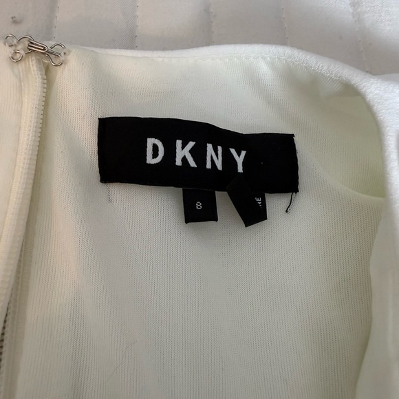 DKNY Ivory Sleeveless Draped Sheath Dress Size 8 Classic Elegant White - Picture 6 of 9